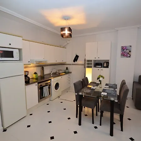 Bergantin Apartment *