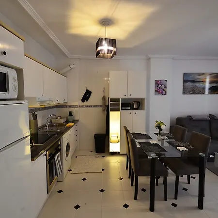 Bergantin Apartment *